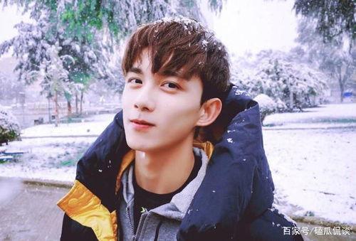 娱乐吃瓜吴磊最新消息视频,娱乐吃瓜视频揭秘幕后故事